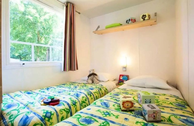 Camping Château la Forêt* - Mobile Home 4 rooms 6 people