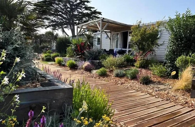 Camping La Côte des Légendes * - Aromatic garden cottage - 2 bedrooms 5 people