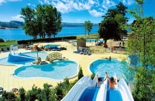 Camping Le Caussanel* - Chalet Pareloup 3 rooms 4 adults + 1 child Air-conditioned