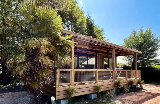 Camping Le Marqueval* - Chalet Columbia 3 rooms 4 people