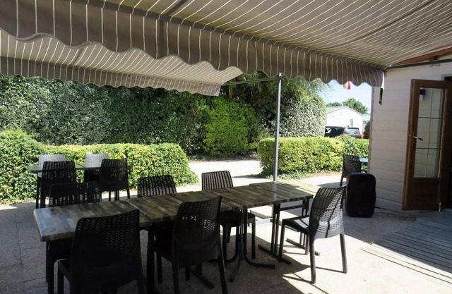 Camping Les P'tites Maisons dans la Prairie * - Chalet Motel French Cancan 4/6 pers - 2 CH 6 persons