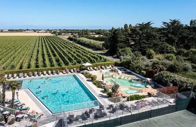 Camping Romanée Le Cormoran* - Mobil-home CONFORT - 2 bedrooms - Air conditioning 4 people
