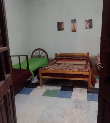 Campings , granja y hostal el tata