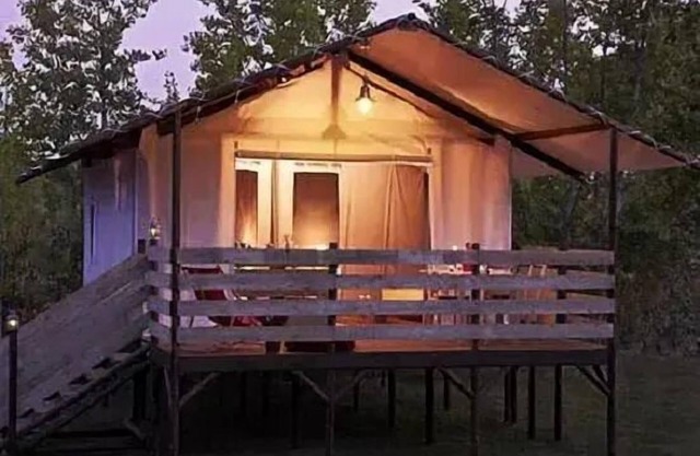 Campsite Flower Les Ilates * - Cabin Lodge STANDARD 3 Rooms 4 People Without sanitary facilities