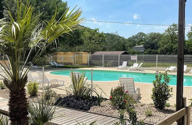 Campsite Flower Saint Lambert* - Mobil home Confort 3 rooms 4/6 people