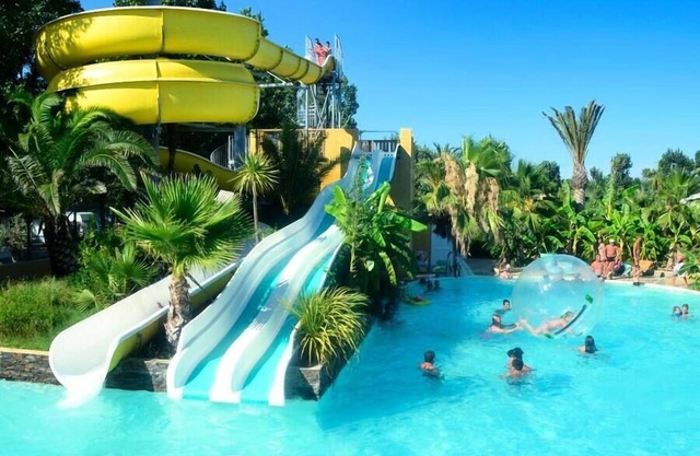 Campsite L'Etoile de Mer * - Mobile Home Privilege 4 Rooms 6 People Air Conditioned