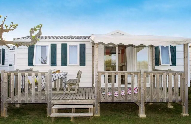 Campsite Les Bois du Bardelet* - Comfort Mobile Home 4 Rooms 6 People Air Conditioned
