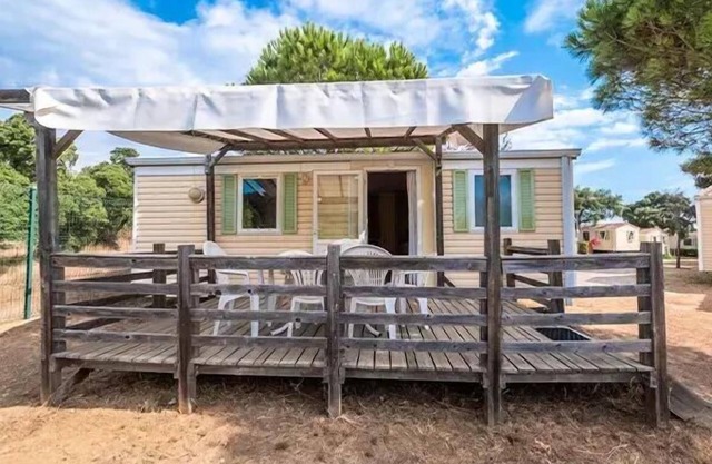 Campsite Romanée L'Evasion* - Mobile home Classic XL 3 rooms 4 people
