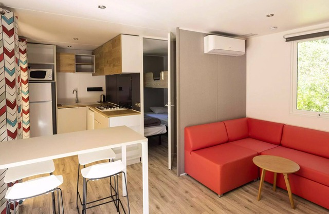 Campsite Saint Pierre de Rousieux**** - Large Mobile Home 3 Rooms 5 People Air Conditioned