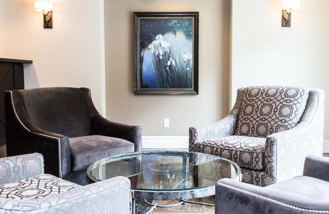 Canterra Suites Hotel