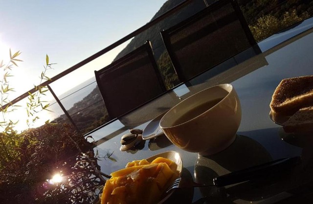 Cap Corse uribellinu 1, Petit déjeuner