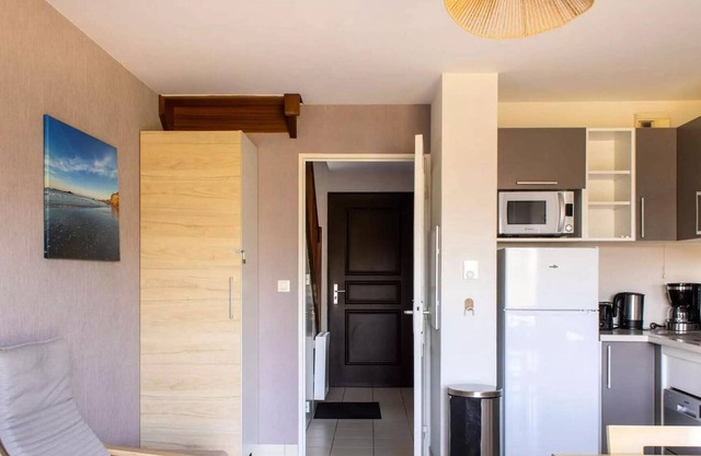 Cap Green Residence - 110 - 6p duplex apartment with pool.