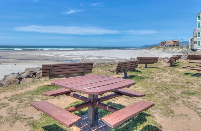 Cape Lookout at Pacific Winds