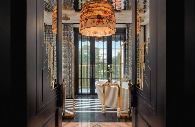 Capella Hanoi