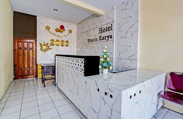 Capital O 92162 Hotel Wisata Karya