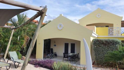 Caracara D1 Relax & Dive Resort Bonaire Village