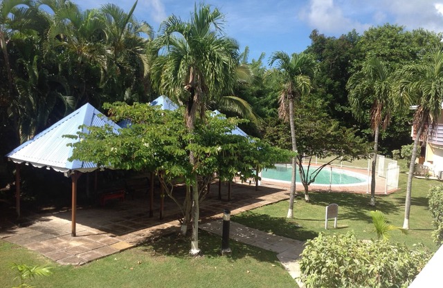 CARAIBES HOLIDAYS" luxury apartment