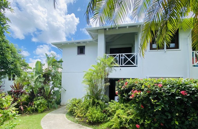 Carambola golf course villa - 10 minutes to north shore beaches