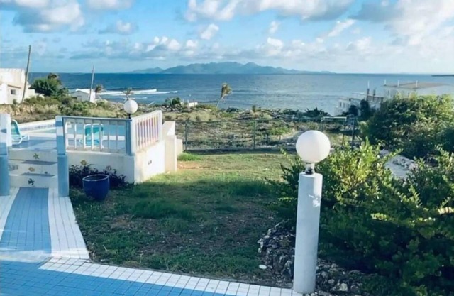 Caribbean Beach Front Villa With Swimming Pool