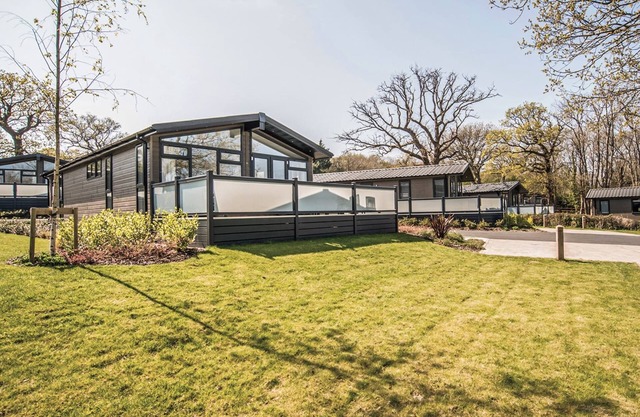 Carisbrooke View Premier