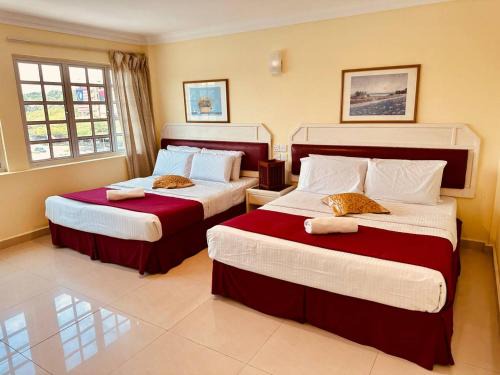 Carlton Hotel Seremban - Next to Terminal Bus Station