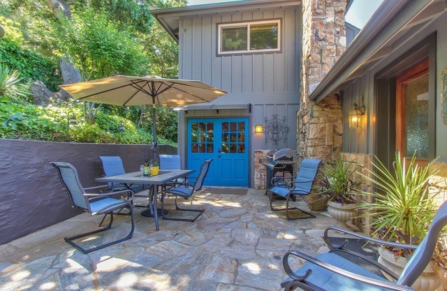 Carmel Valley Village, Close to Carmel, Laguna Seca, Monterey, Pebble Beach.