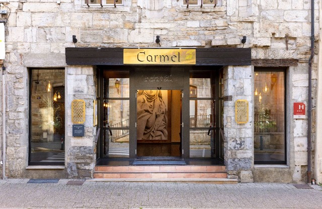 Carmel1643