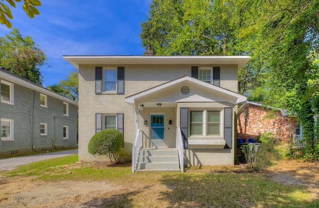 ☀Carolina Crash Pad | Upstairs ☀ Pet Friendly!