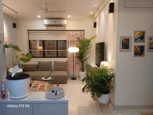 CASA ALOHA - stylish luxe 2bed 3bath luxury home