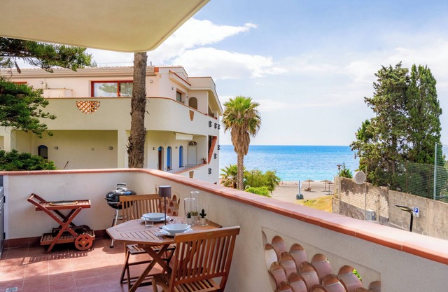 Casa Bianca - Apartment a stone's throw from the s