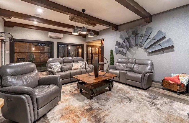 Casa Blanca - 3BR 2BA - Modern Tranquility