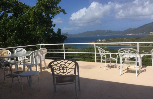 Casa Blanca Villa Guest Suite—Paradise Found!