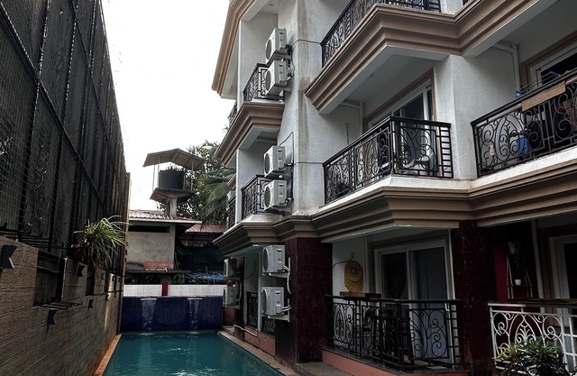 Casa Bonita -1BHK Cozy Home With Shared Pool