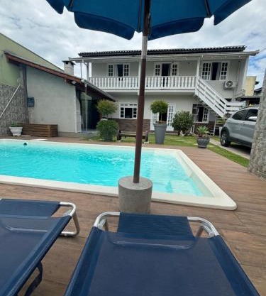Casa com piscina Balneário Camboriú CasaAlbertiBc