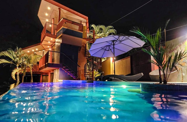 Casa Cristal, Great Ocean Views, Walk to the Beach