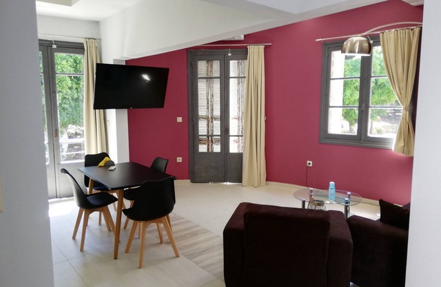 CASA DE MIKEL 2 RHODES TOWN