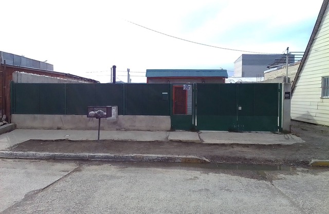 Casa de Tres Habitaciones con Sala de Azador, no se Permiten Mascotas ni Niños