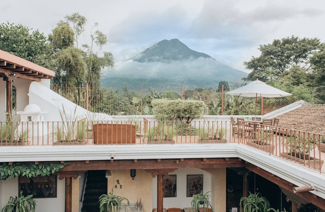 Casa Del Calvario, 3BR Villa in Antigua Guatemala