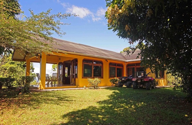 Casa del Sol - Quiet Wildlife Paradise with Fantastic Ocean Views