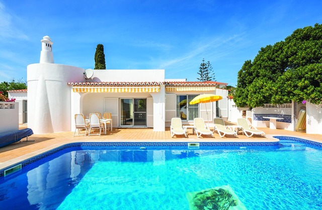 Casa Eliana - villa with pool near beaches/village