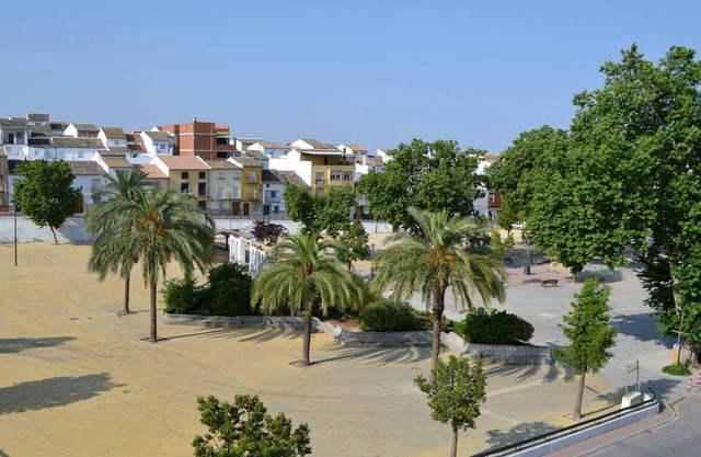 Casa fresno Traditional 3 Bedroom Townhouse In Rute Away From It All