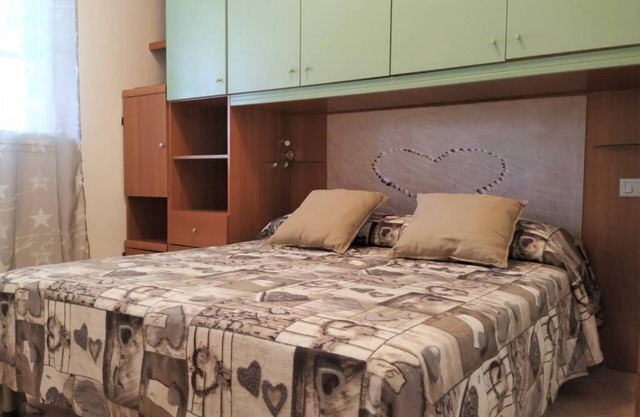 Casa Glicine - Two Bedroom House, Sleeps 4