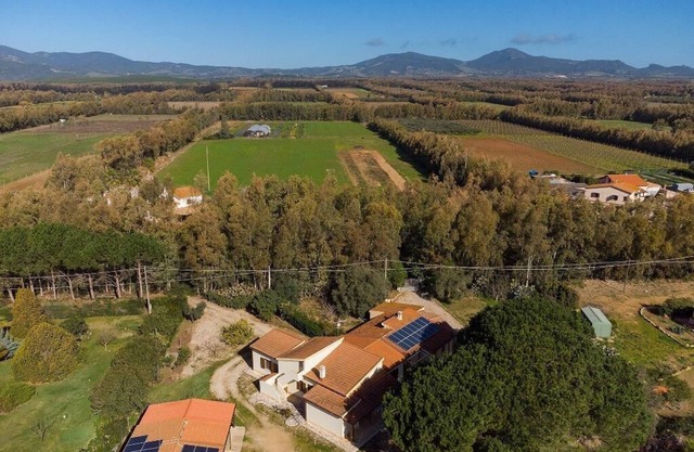 CASA LA VIGNA: new villa in the countryside