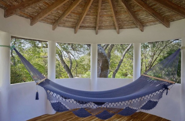 Casa Marisombra: Fun amenities and just steps from the beach