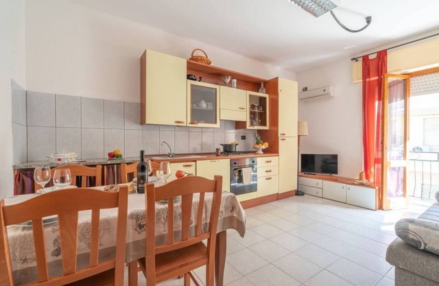 CASA MERISI: flat in central area, close to the beach