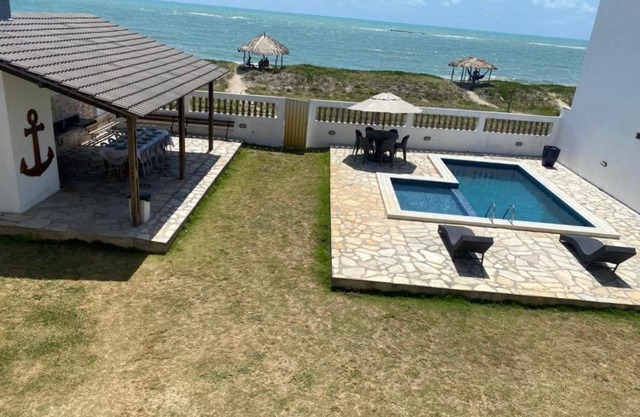 CASA PÉ NA AREIA-BAÍA DA TRAIÇÃO