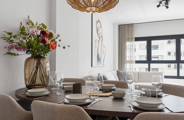 Casa Rosa - Prime Location with Pool and Parking
