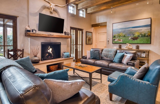 Casa Sanchez | Modern Pueblo-Style Retreat