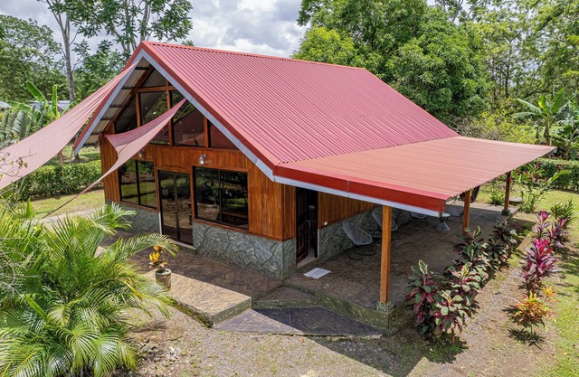 Casa Sloth, enchanting private house near La Fortuna.