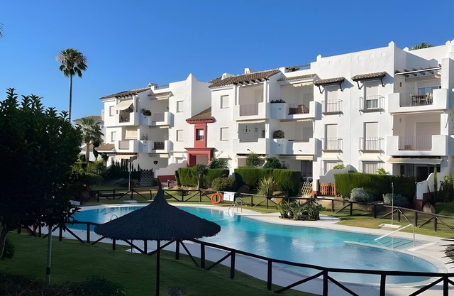 Casa Unifamiliar 'Costa Ballena' with Private Pool, Wi-Fi and Air Conditioning